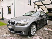 Gebraucht BMW 325 204 PS (150 kW) 2010 Grau Kombi