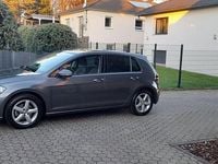 Gebraucht VW Golf VII Highline 150 PS (110 kW) 2020 Grau Limousine