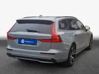 Gebraucht Volvo V60 145 PS (106 kW) 2025 Kombi