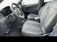 Gebraucht VW Tiguan Pro 200 PS (147 kW) 2024 Grau SUV