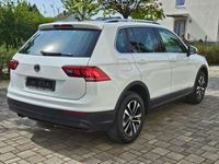 gebraucht VW Tiguan Comf 4Mo Pano Virtual AHK Navi ACC Top