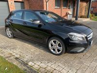 Gebraucht Mercedes A200 156 PS (114 kW) 2013 Schwarz Limousine