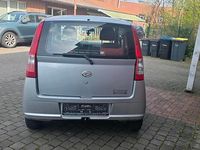Gebraucht Daihatsu Cuore 58 PS (42 kW) 2006 Silber Kleinwagen