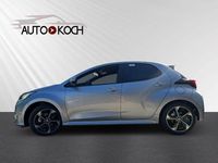 Neu Toyota Yaris Hybrid Style 131 PS (96 kW) 2025 Silber Limousine