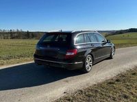 Gebraucht Mercedes C250 204 PS (150 kW) 2012 Schwarz Kombi