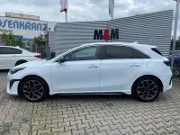 Gebraucht Kia Ceed GT GT-Line 136 PS (100 kW) 2022 Weiß Limousine