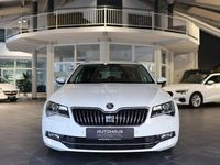 Gebraucht Skoda Superb Style 150 PS (110 kW) 2018 Candyweiss Kombi