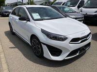 Neu Kia Ceed GT GT-Line 140 PS (102 kW) 2025 Deluxe white Limousine