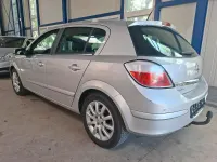 Gebraucht Opel Astra 116 PS (85 kW) 2005 Silber Kleinwagen