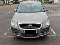 Gebraucht VW Touran 140 PS (102 kW) 2007 Grau Van / Kleinbus
