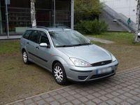 Usata Ford Focus 101 CV (74 kW) 2004 Grigio Station wagon