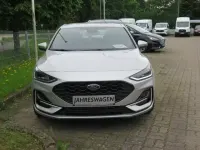 Gebraucht Ford Focus ST-Line 155 PS (114 kW) 2024 Silber Limousine