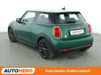 Gebraucht Mini Cooper SE 135 kW (184 PS) 2021 Grün Kleinwagen