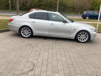 Gebraucht BMW 523 190 PS (139 kW) 2007 Grau Limousine
