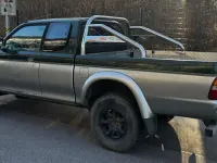 Gebraucht Mitsubishi L200 99 PS (72 kW) 2000 Grün Pickup