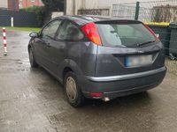 Gebraucht Ford Focus 116 PS (85 kW) 2004 Grau Kleinwagen