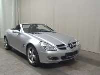 Second-hand Mercedes SLK200 163 CP (119 kW) 2007 Argintiu Cabrio