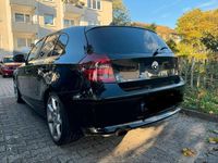 Gebraucht BMW 116 122 PS (89 kW) 2009 Schwarz Kleinwagen
