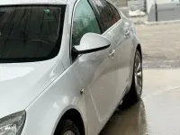 Usata Opel Insignia Active 131 CV (96 kW) 2013 Bianco Berlina