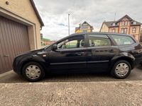 Second-hand Ford Focus 80 CP (58 kW) 2005 Albastru Break