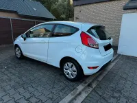 Gebraucht Ford Fiesta 95 PS (69 kW) 2016 Weiß Kleinwagen