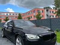 Gebraucht BMW 750 M Sport 381 PS (280 kW) 2012 Schwarz Limousine