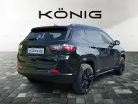 Gebraucht Jeep Compass 131 PS (96 kW) 2024 Schwarz SUV