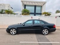 Gebraucht Mercedes E500 Avantgarde 306 PS (225 kW) 2004 Schwarz Limousine