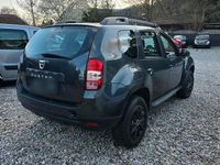 Gebraucht Dacia Duster 114 PS (83 kW) 2016 Grün SUV