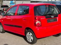 Używany Kia Picanto 63 KM (46 kW) 2011 Czerwony Hatchback