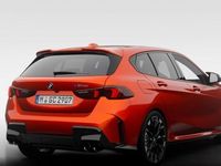 Neu BMW 135 Performance 300 PS (220 kW) 2025 Sakhir orange iii metallic Kleinwagen