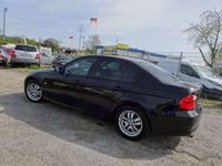 gebraucht BMW 318 318 i XENON SHZ PDC SCHIEBEDACH SCHECKHEFT