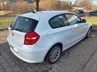 Gebraucht BMW 116 122 PS (89 kW) 2012 Weiß Kleinwagen