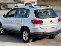 Gebraucht VW Tiguan Trendline 122 PS (89 kW) 2012 Silber SUV