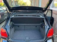 Gebraucht VW Polo 60 PS (44 kW) 2017 Schwarz Kleinwagen