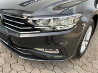 Gebraucht VW Passat Business 150 PS (110 kW) 2023 Grau Kombi