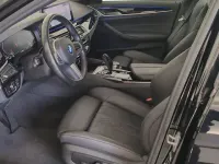 Gebraucht BMW 520 Sport Line 190 PS (139 kW) 2022 Schwarz Kombi