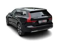 Gebraucht Volvo V60 CC Plus 197 PS (144 kW) 2023 Schwarz Kombi