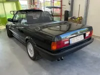 Second-hand BMW 320 150 CP (110 kW) 1992 Negru Cabrio