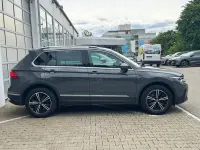 Gebraucht VW Tiguan Elegance 200 PS (147 kW) 2021 Delfingrau metallic SUV