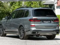 Gebraucht BMW X7 M Sport 352 PS (258 kW) 2026 Skyscraper grau metallic SUV