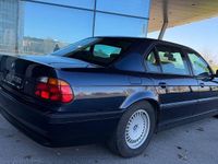 Gebraucht BMW 750L 326 PS (239 kW) 1996 Blau Limousine