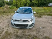 Gebraucht Kia Rio 90 PS (66 kW) 2012 Grau Kleinwagen