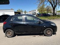 Usata Mazda 2 Independence 86 CV (63 kW) 2009 Nero Utilitaria