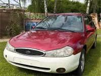 Usado Ford Mondeo 115 CV (84 kW) 1998 Rojo Familiar