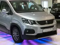 Gebraucht Peugeot Rifter Allure 110 PS (80 kW) 2021 Silber Van / Kleinbus