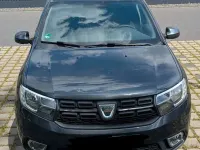 Gebraucht Dacia Logan MCV Lauréate 90 PS (66 kW) 2017 Grau Limousine