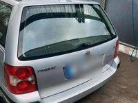 Usata VW Passat 115 CV (84 kW) 2003 Argento Station wagon