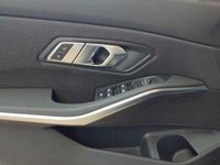 Gebraucht BMW 320 Advantage 190 PS (139 kW) 2021 Schwarz Limousine