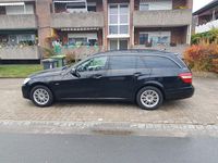 Gebraucht Mercedes E200 136 PS (100 kW) 2011 Schwarz Kombi